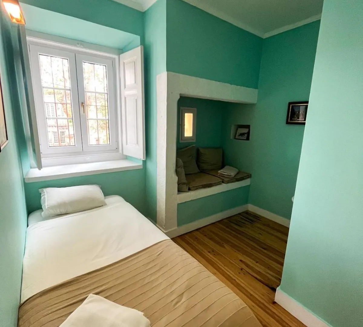 Casa Do Vinho Sintra Guest House 4*,  البرتغال